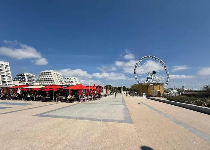 Grande Motte Quartier Couchant - Parking - Balcon- Piscine - 300m Lejlighed *