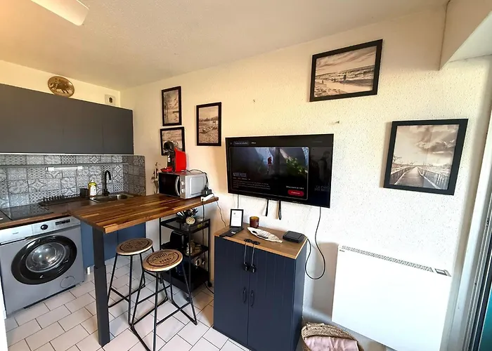 Grande Motte Quartier Couchant - Parking - Balcon- Piscine - 300m Lejlighed