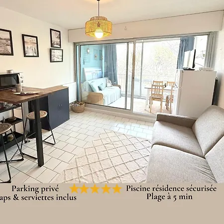 Apartment Grande Motte Quartier Couchant - Parking - Balcon- Piscine - 300m La Grande-Motte