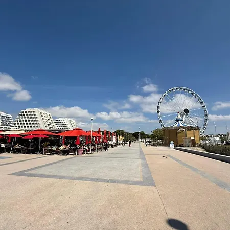 Grande Motte Quartier Couchant - Parking - Balcon- Piscine - 300m アパート *