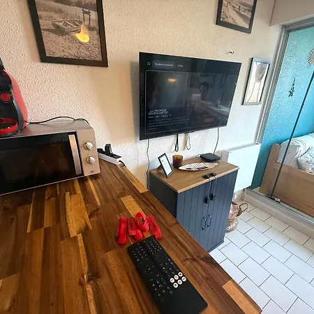 Grande Motte Quartier Couchant - Parking - Balcon- Piscine - 300m