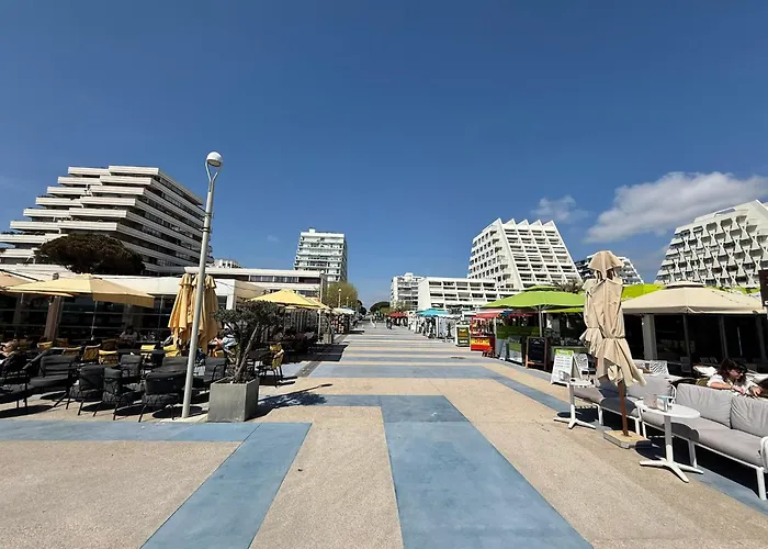 Grande Motte Quartier Couchant - Parking - Balcon- Piscine - 300m شقة لا غراند موت