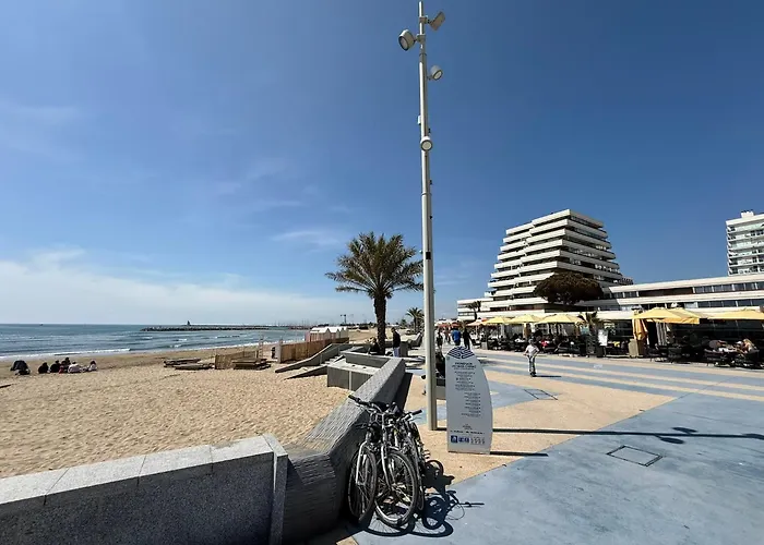 شقة Grande Motte Quartier Couchant - Parking - Balcon- Piscine - 300m *