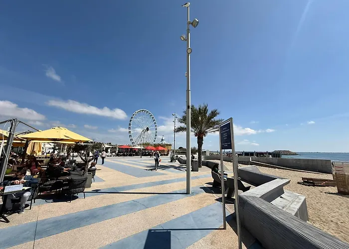 Grande Motte Quartier Couchant - Parking - Balcon- Piscine - 300m شقة